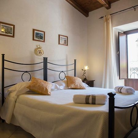 Casa Al Centro Storico Bed & Breakfast Nicolosi Ngoại thất bức ảnh