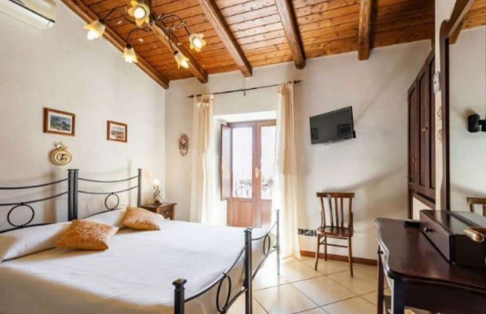 Casa Al Centro Storico Bed & Breakfast Nicolosi Ngoại thất bức ảnh
